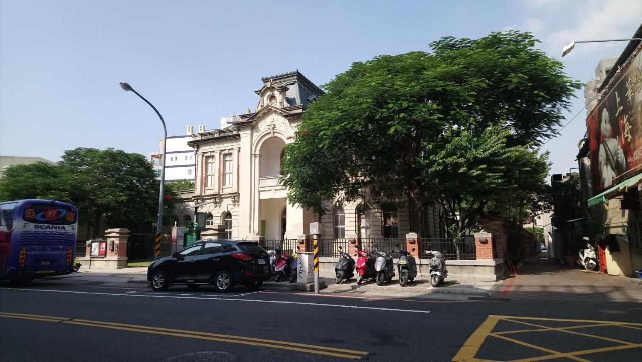 Jia Inn Tainan Exterior photo